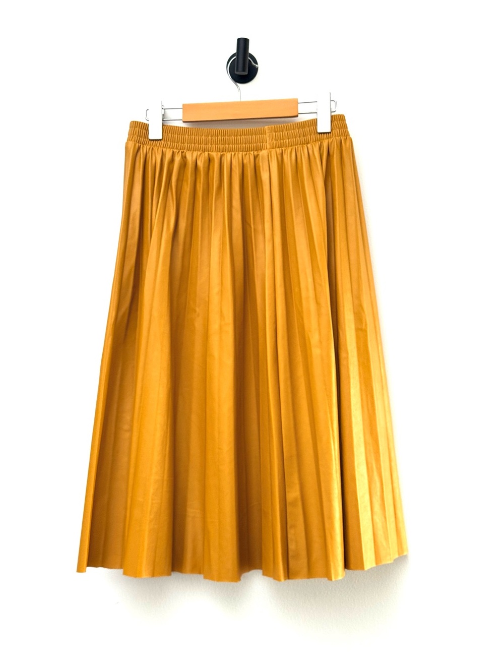 Kate Hewko Pleated Accordion Faux Leather Vegan A Line Midi Skirt Elastic Waist - Picture 2 of 7